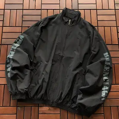 BALENCIAGA Jacke