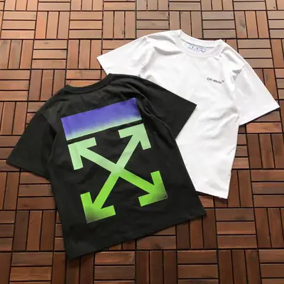 OFF-WHITE T-Shirt