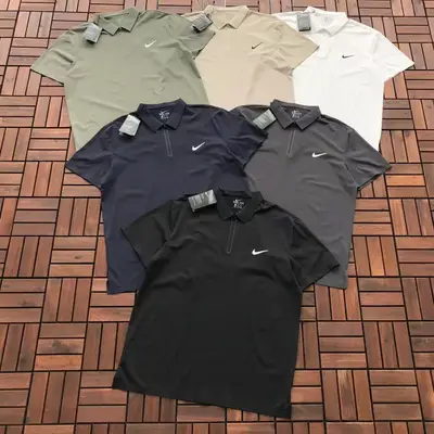 NIKE T-Shirt
