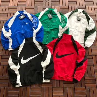 NIKE Jacke