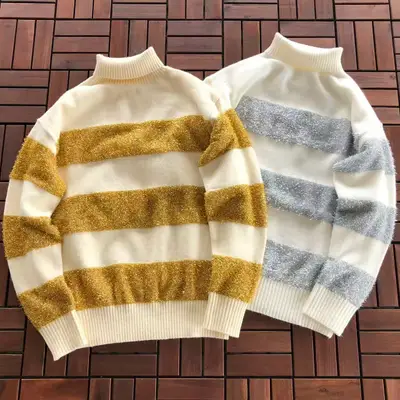 AMI Sweater