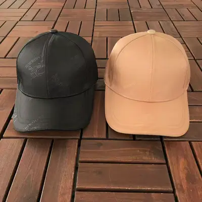 BURBERRY Cap