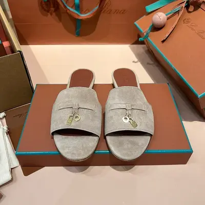 LORO PIANA