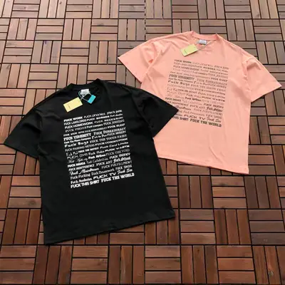VETEMENTS T-Shirt