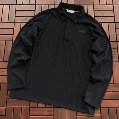 HELLY HANSEN