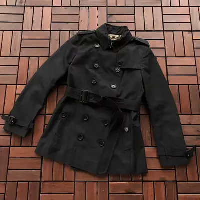 BURBERRY Jacke