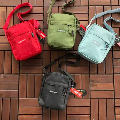 SUPREME Tasche