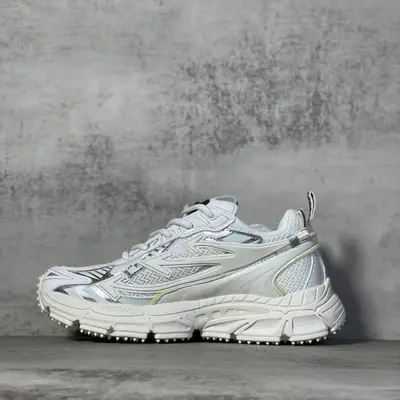 OFF-WHITE
