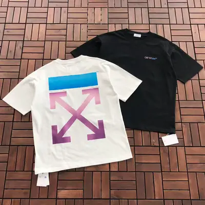 OFF-WHITE T-Shirt