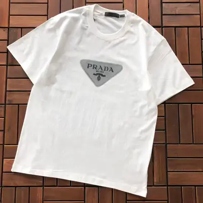 PRADA T-Shirt