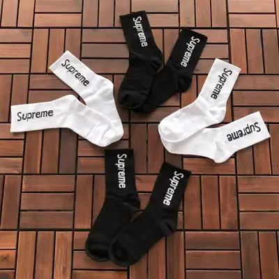 SUPREME Socken