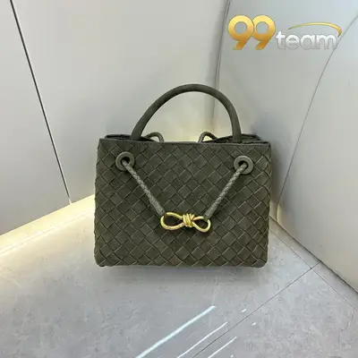 BOTTEGA VENETTA | Item ID: 20913