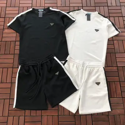 PRADA T-Shirt