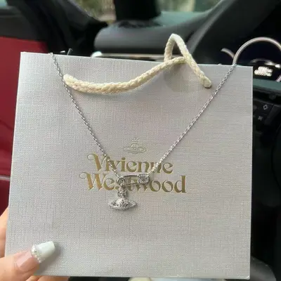 VIVIENNE WESTWOOD Schmuck