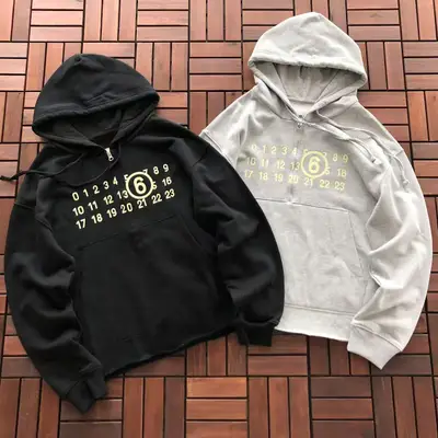 MAISON MARGIELA Hoodie