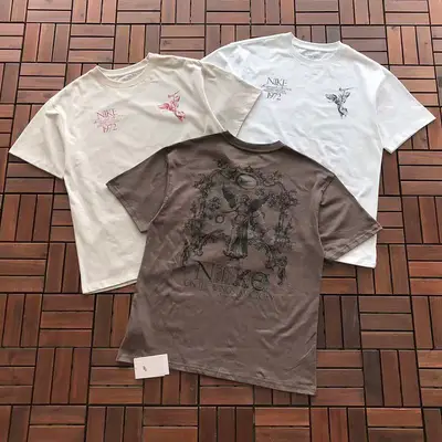 NIKE T-Shirt
