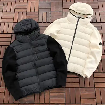 MONCLER Jacke