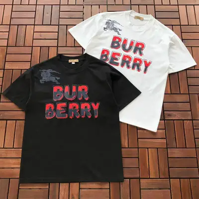 BURBERRY T-Shirt