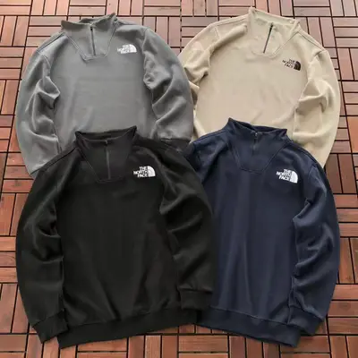 THE NORTH FACE Sweater
