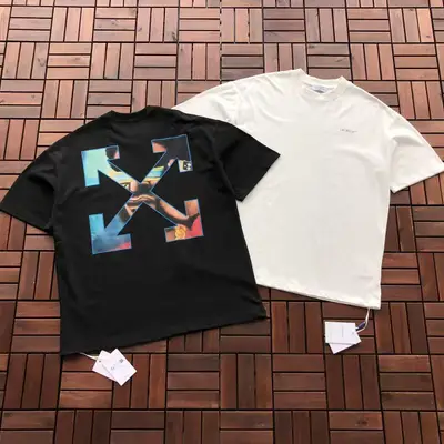 OFF-WHITE T-Shirt