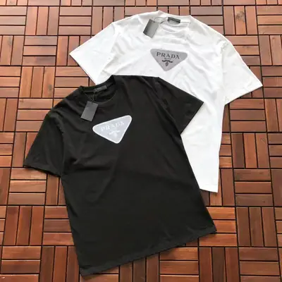 PRADA T-Shirt