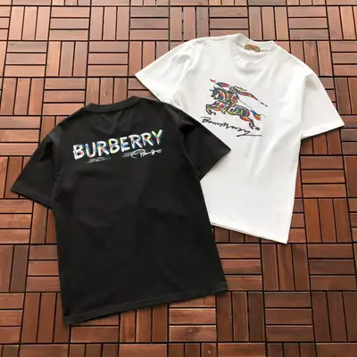 BURBERRY T-Shirt