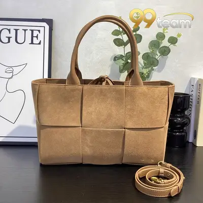 BOTTEGA VENETTA | Item ID: 20856