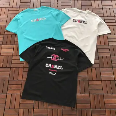 CHANEL T-Shirt