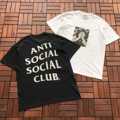 ANTI SOCIAL SOCIAL CLUB T-Shirt