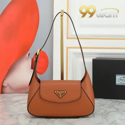 PRADA | Item ID: 08249