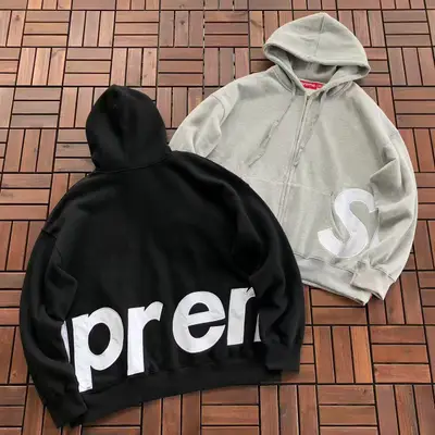 SUPREME Hoodie