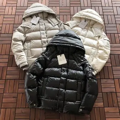 MONCLER Jacke