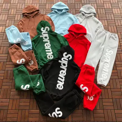 SUPREME Hoodie