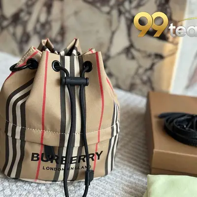 BURBERRY | Item ID: 21372