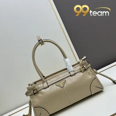 PRADA | Item ID: 09335