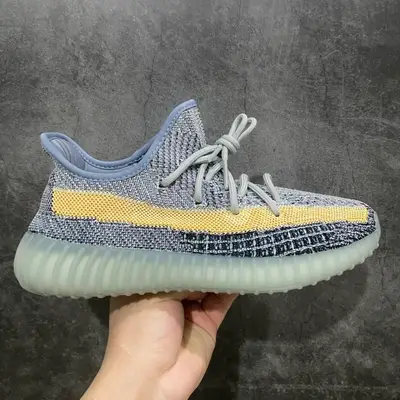 YEEZY