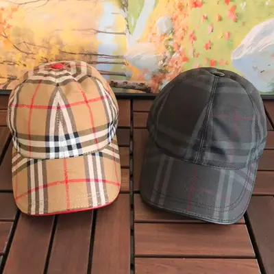 BURBERRY Cap