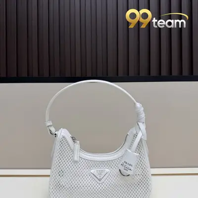 PRADA | Item ID: 09261