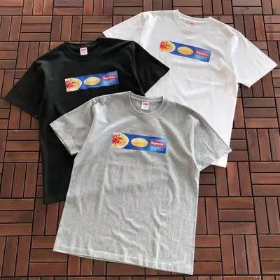 SUPREME T-Shirt