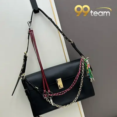 PRADA | Item ID: 09439