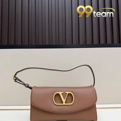 VALENTINO | Item ID: 18660