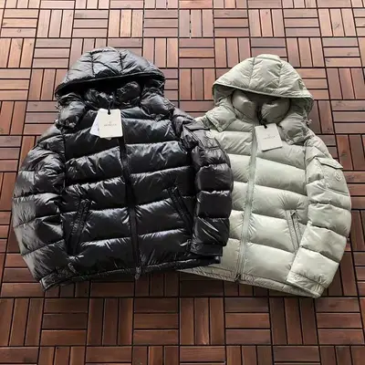 MONCLER Jacke