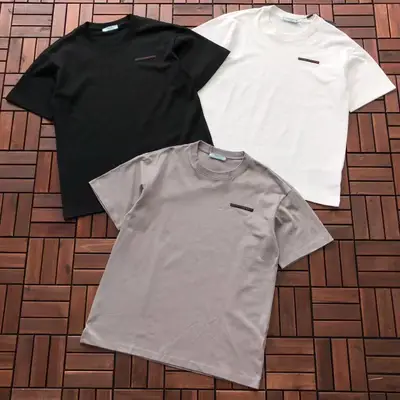 PRADA T-Shirt