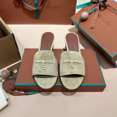 LORO PIANA