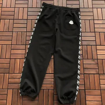 MONCLER Hose