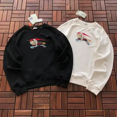 BURBERRY Sweater