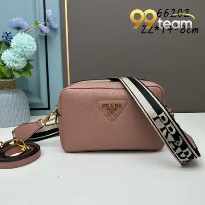 PRADA | Item ID: 09551