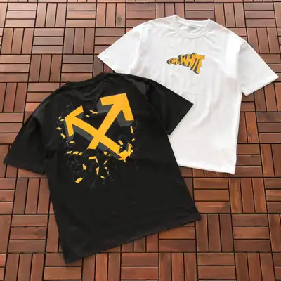 OFF-WHITE T-Shirt