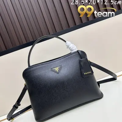PRADA | Item ID: 09523