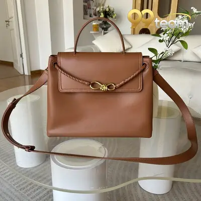BOTTEGA VENETTA | Item ID: 20745